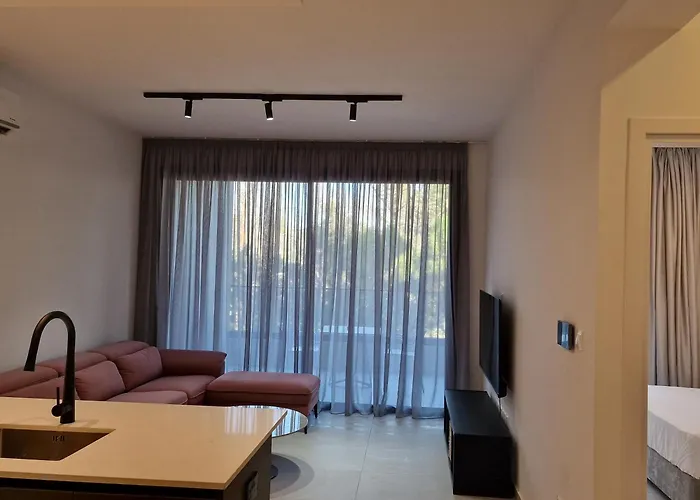 Hypnos Park View Никосия